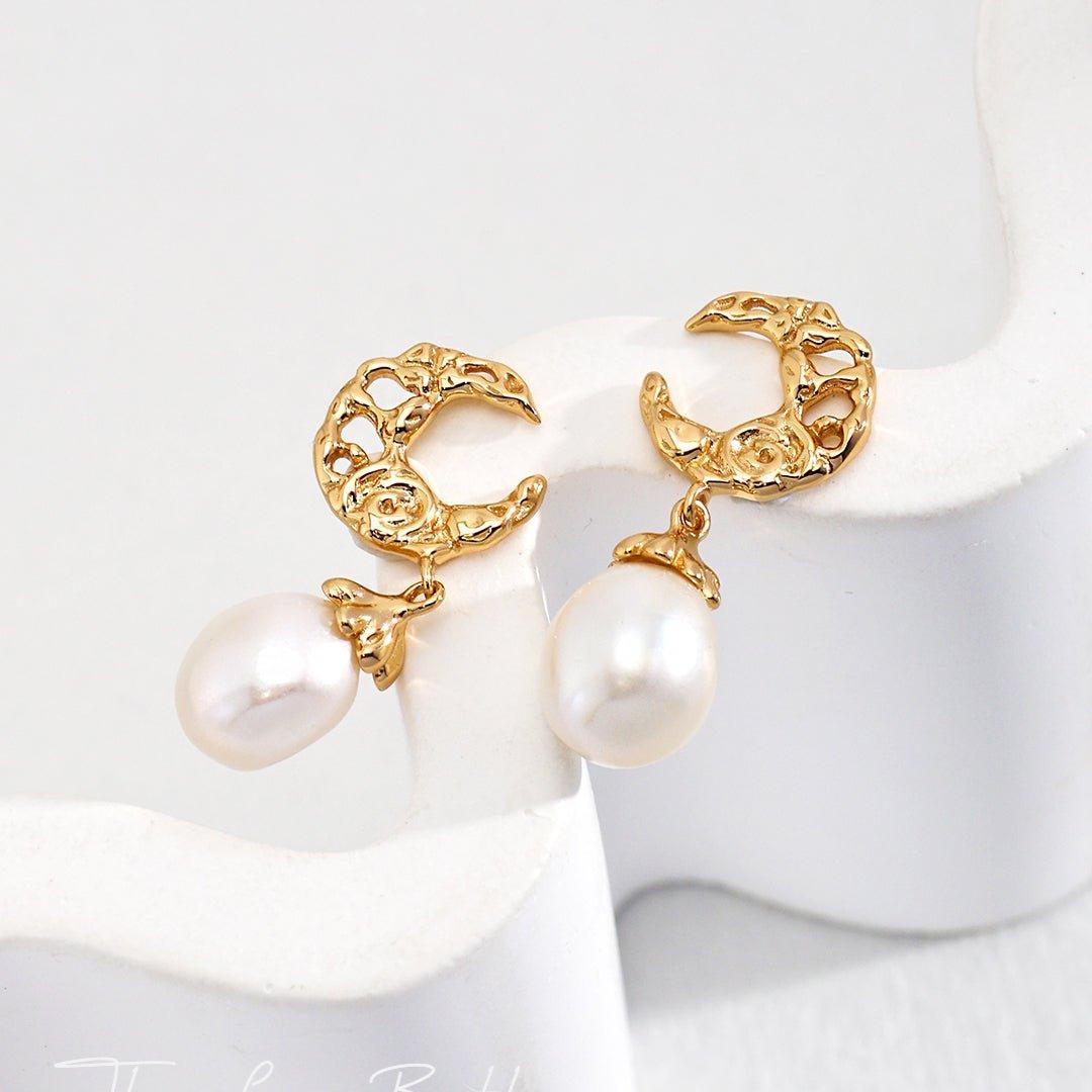 Hollow Moon Natural Freshwater Pearl Earrings - The Luxe Belle