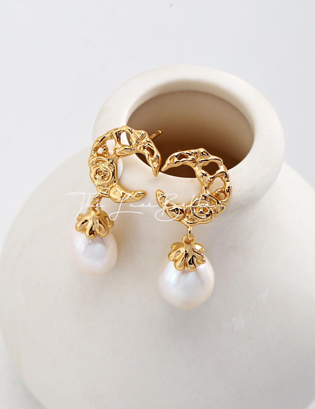 Hollow Moon Natural Freshwater Pearl Earrings - The Luxe Belle