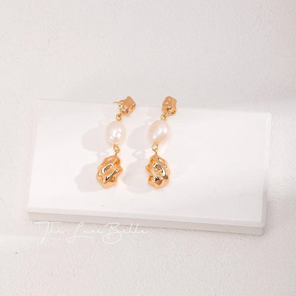 Baroque Pearl & Sculpted Flower Drop Earrings - The Luxe Belle