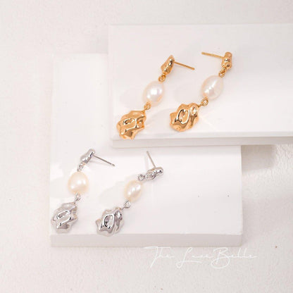 Baroque Pearl & Sculpted Flower Drop Earrings - The Luxe Belle