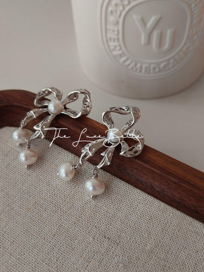 Charming Ribbon Pearl Earrings Sterling Silver S925 - The Luxe Belle