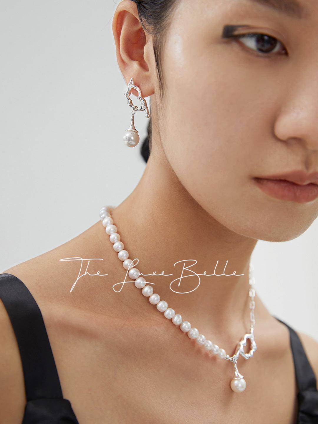 Freshwater Pearl Fluid Design Necklace - The Luxe Belle