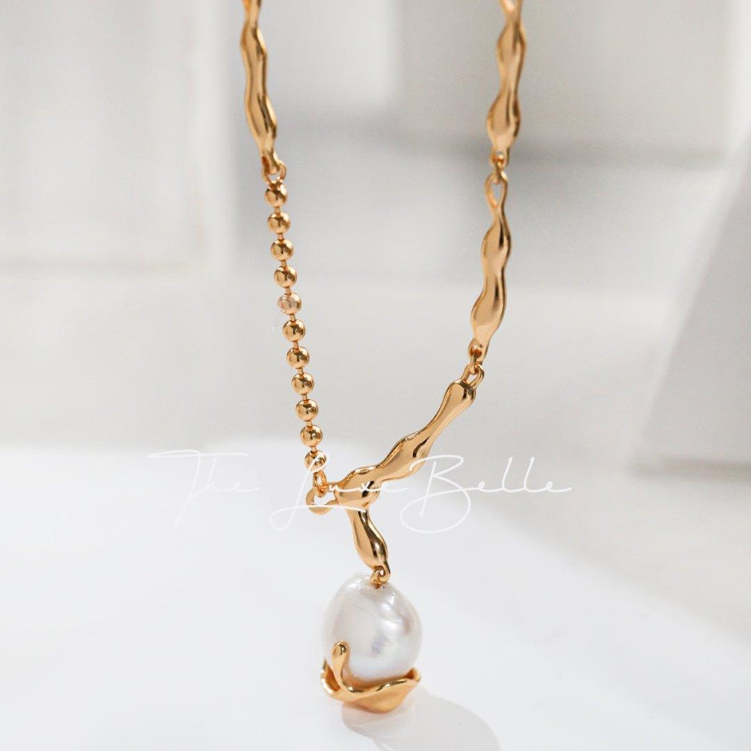 Baroque Pearl Drop Necklace - The Luxe Belle