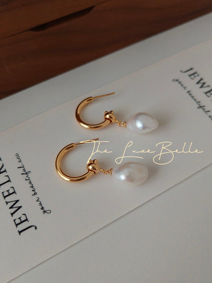 Natural Baroque Pearl Hoop Earrings - The Luxe Belle