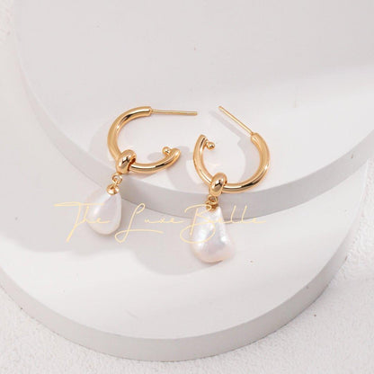 Natural Baroque Pearl Hoop Earrings - The Luxe Belle