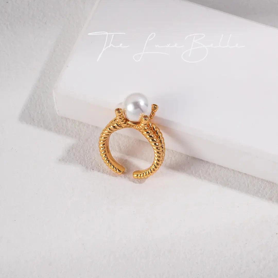 Shell Pearl Ring - The Luxe Belle