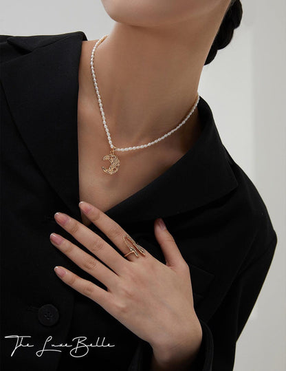 Moon Pendant Pearl Necklace - The Luxe Belle